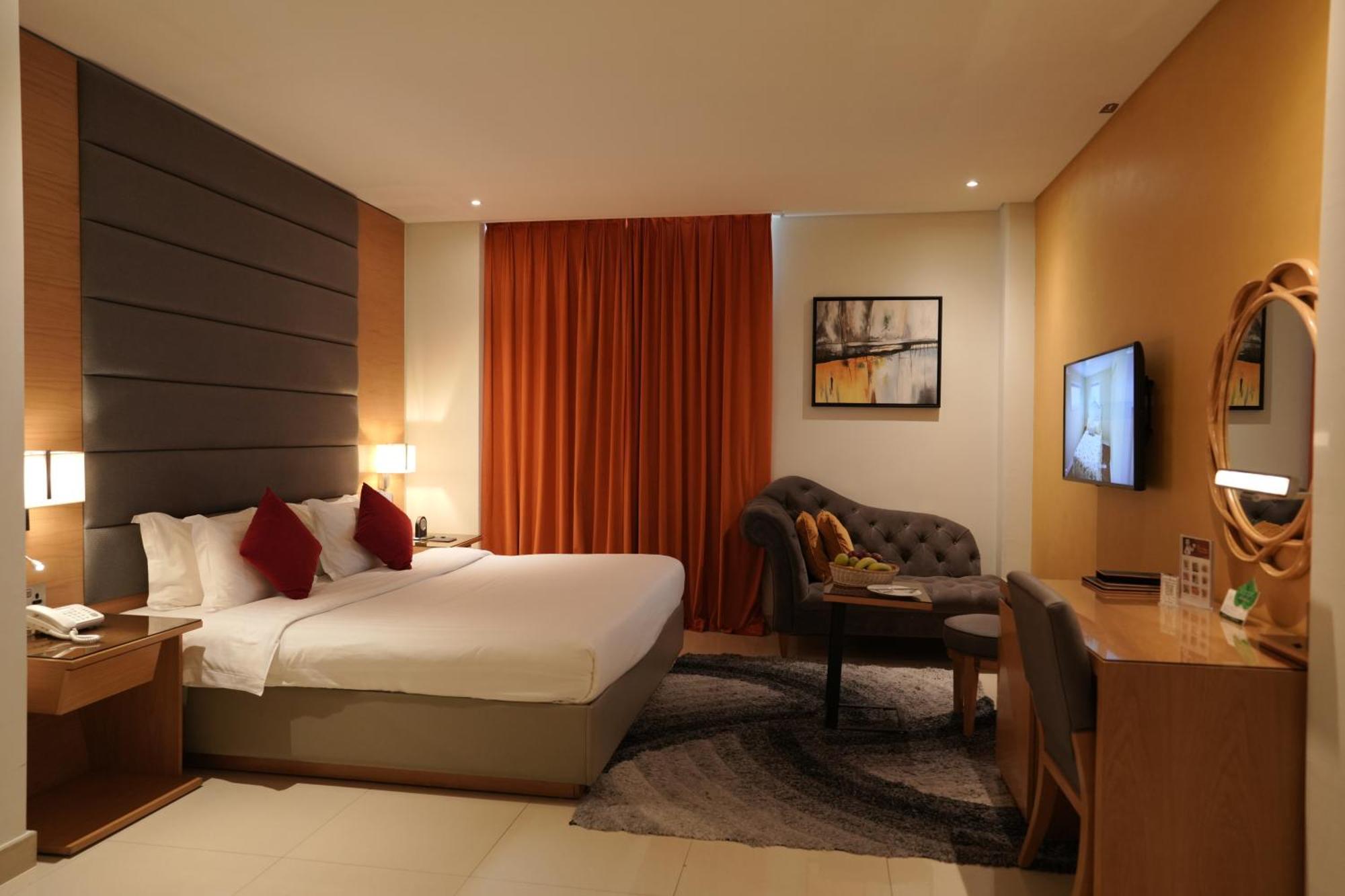 Meshal Hotel Manama Exteriör bild