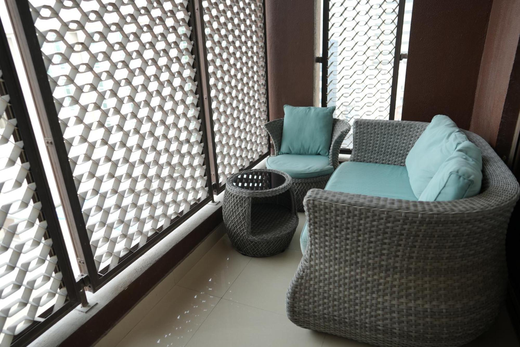 Meshal Hotel Manama Exteriör bild